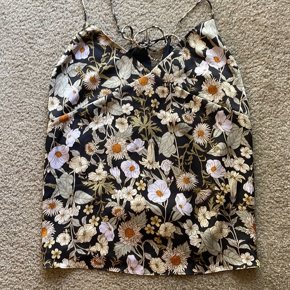 Silk flower pattern tank top